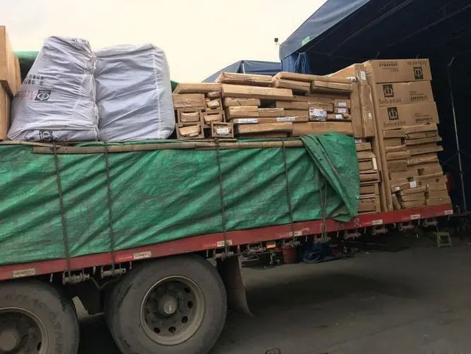 杂多家具托运